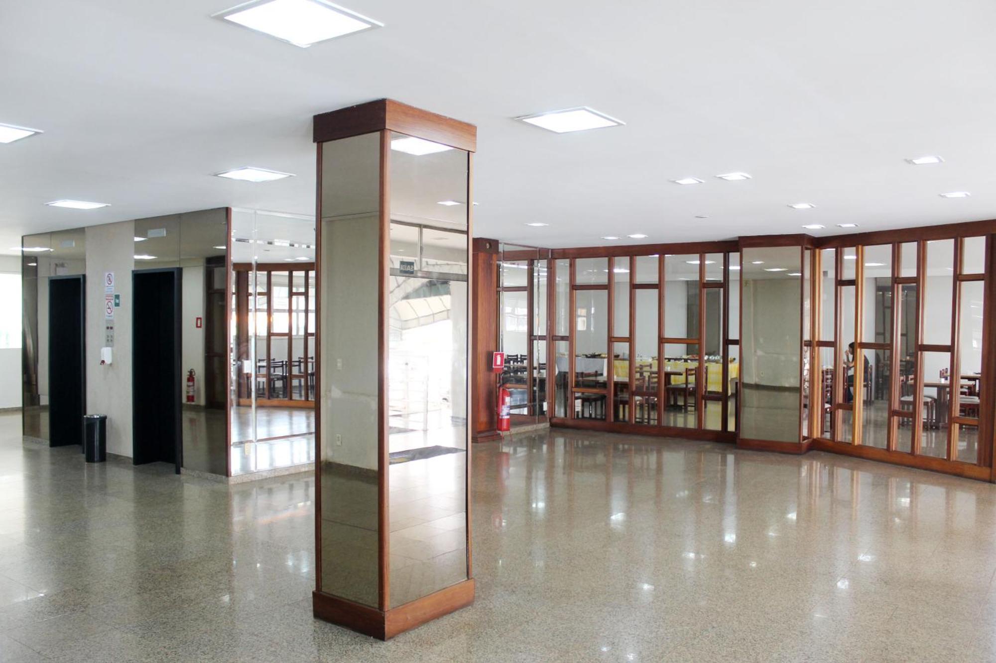 Days Inn By Wyndham Uberlândia Esterno foto