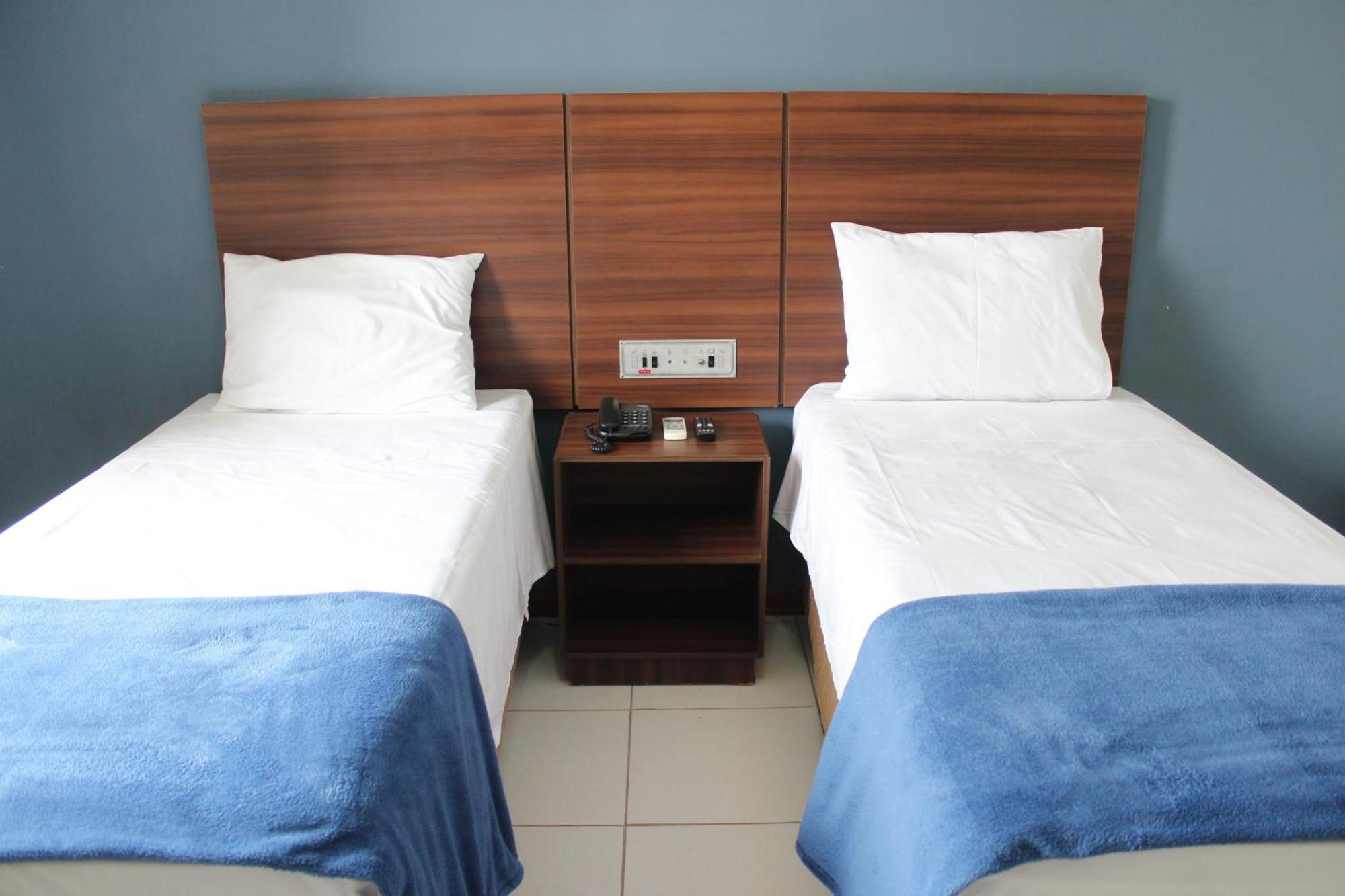 Days Inn By Wyndham Uberlândia Esterno foto